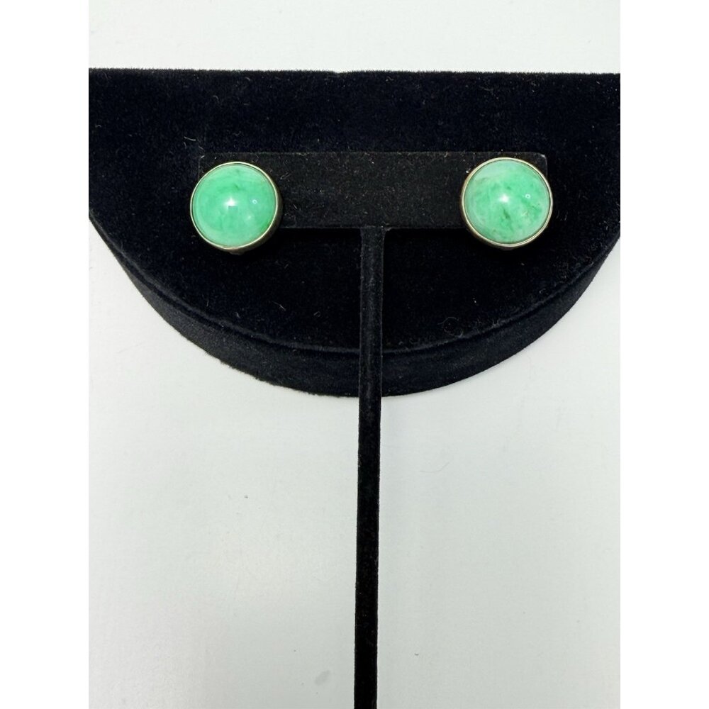 Vintage Sterling Silver Green Jade Cabochon Screwback Earrings Mid Century